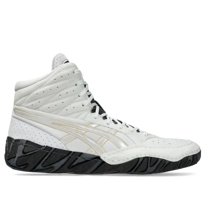 Aggressor 6 “White Champagne”