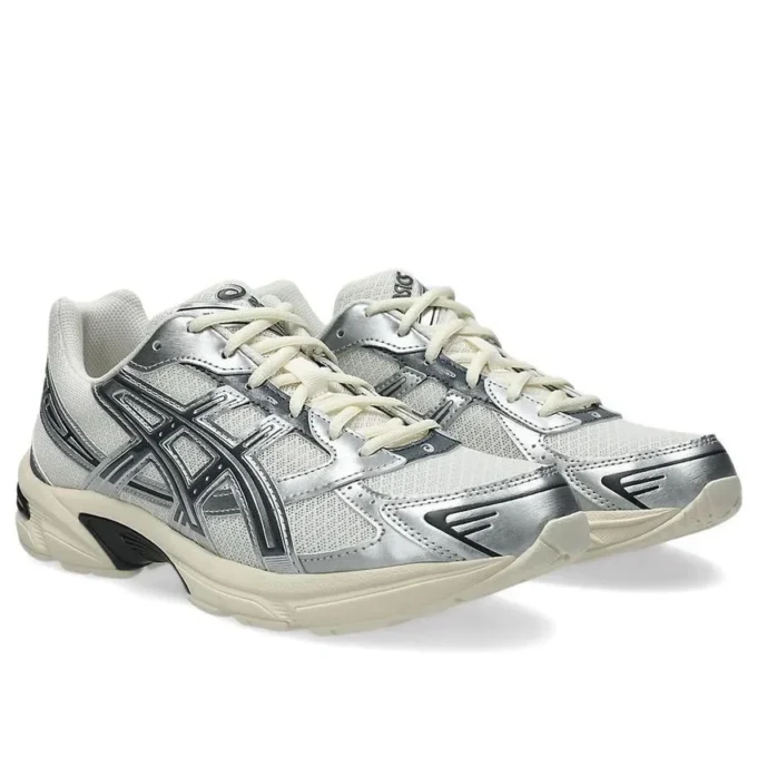 GEL-1130 “Cream Carrier Grey”