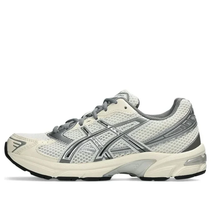 GEL-1130 “Cream Clay Grey”
