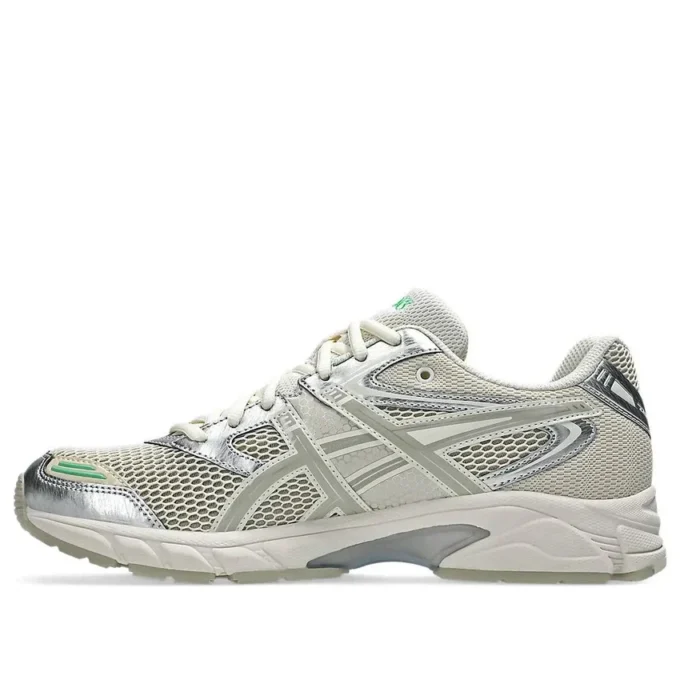Gel-DS Trainer 14 “Cream Fossil”