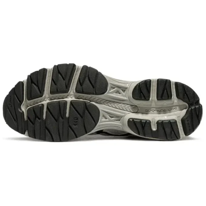 Gel-Flux 4 “Grey Black”