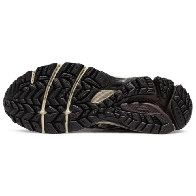 GEL-Kahana 8 “Cream and Black”
