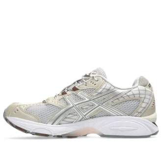Gel-Nimbus 10.1 “Concrete Feather Grey”