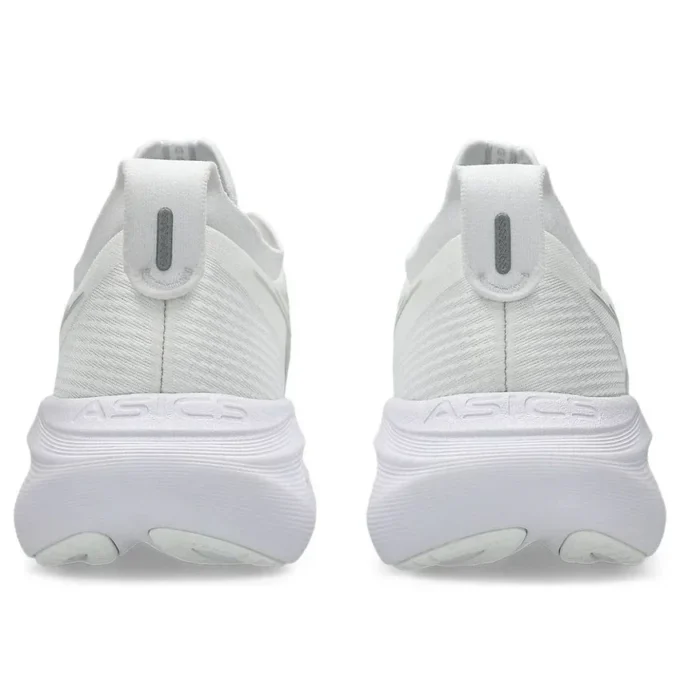 Gel-Nimbus 27 “White Glacier Grey”