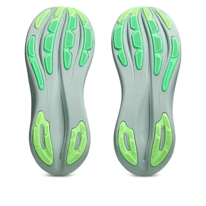 Gel-Nimbus 28 4E Extra Wide “Cold Moss Illuminate Green”