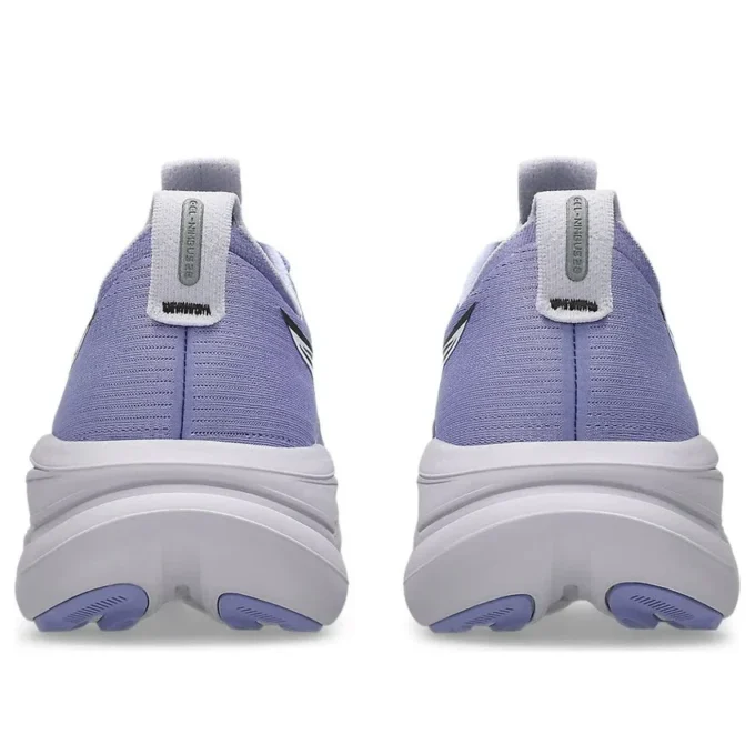 Gel-Nimbus 28 “Bluebell White”