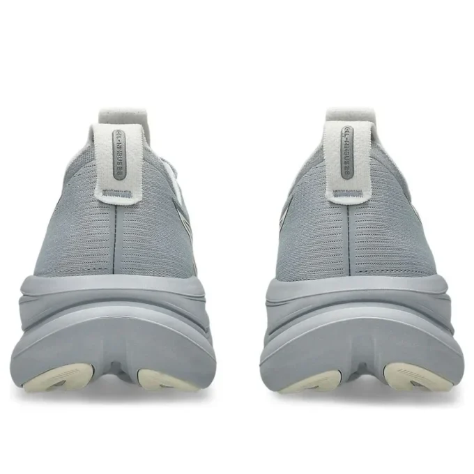 Gel-Nimbus 28 “Piedmont Grey Cream”