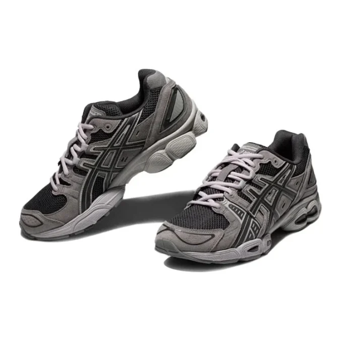 Gel-Nimbus 9 “Obsidian Grey”