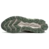 Gel-Quantum 180 7 “Light Sage Feather Grey”
