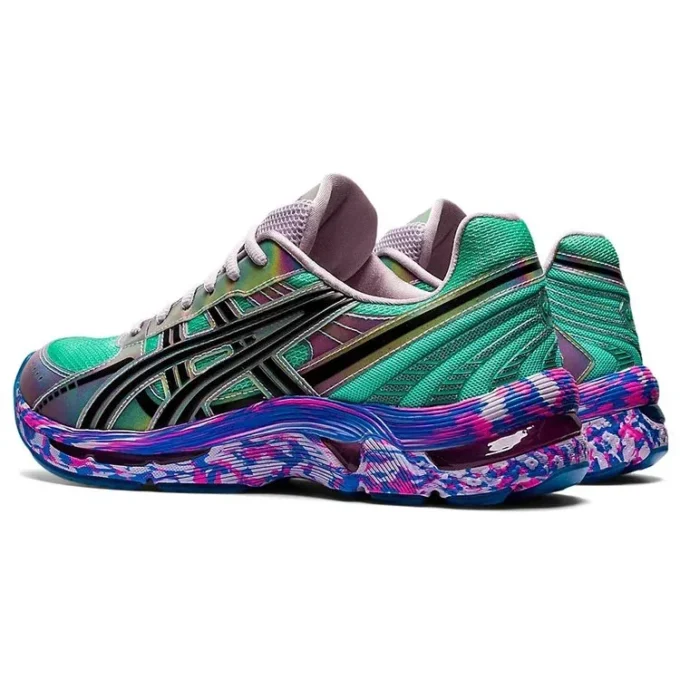 Luisaviaroma x GEL Kyrios “Iridescent”