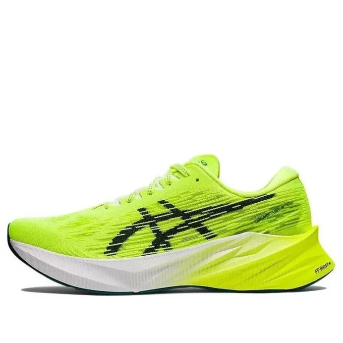 Novablast 3 “Safety Yellow Black”