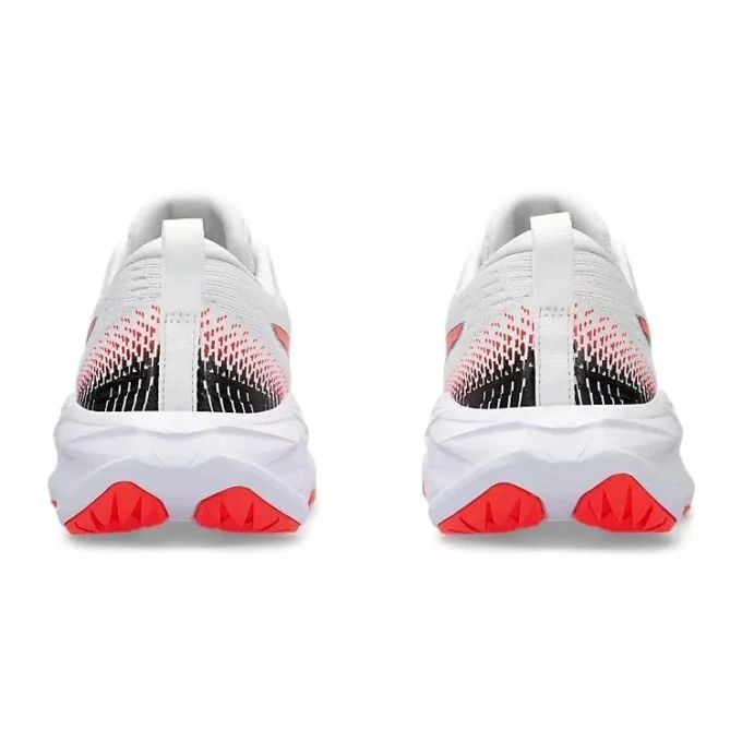 Novablast 4 “White Sunrise Red”
