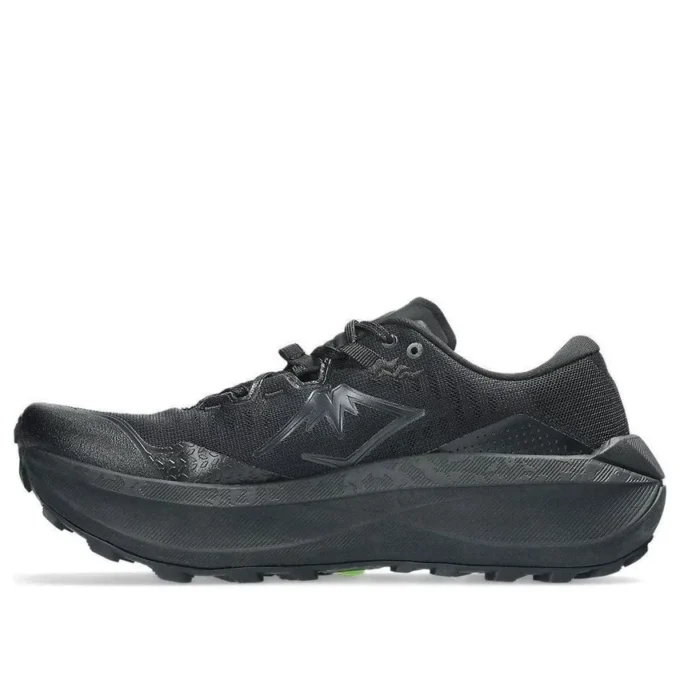 Trabuco Max 5 “Black Graphite Grey”