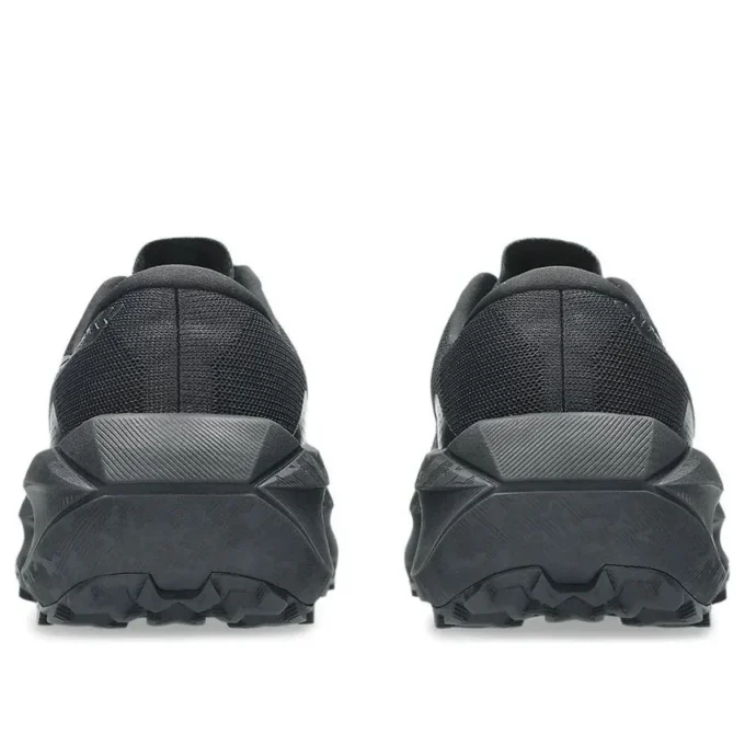 Trabuco Max 5 “Black Graphite Grey”